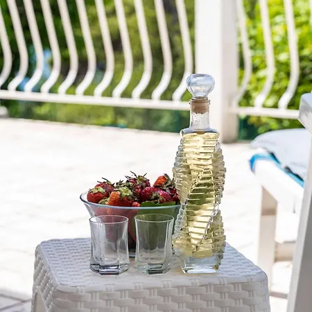 Lägenhet & Mara & Petrunjela - Two Bedroom With Terrace And Sea View