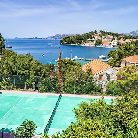 & Mara & Petrunjela - Two Bedroom With Terrace And Sea View Cavtat