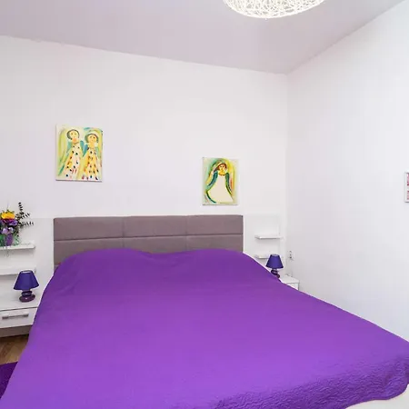 & Mara & Petrunjela - Two Bedroom With Terrace And Sea View