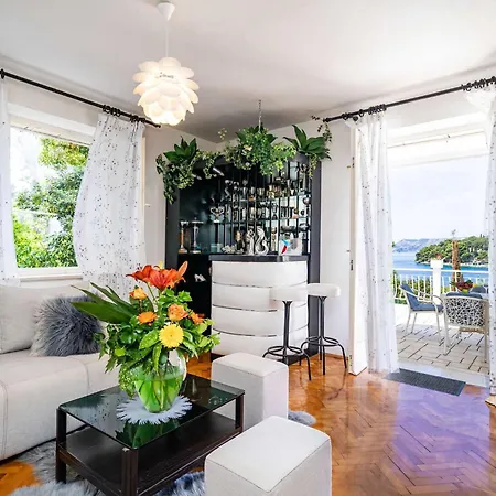 & Mara & Petrunjela - Two Bedroom With Terrace And Sea View Lejlighed
