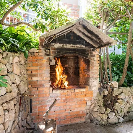 & Mara & Petrunjela - Two Bedroom With Terrace And Sea View