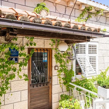 & Mara & Petrunjela - Two Bedroom With Terrace And Sea View Lejlighed