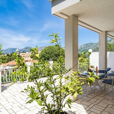 Apartment & Mara & Petrunjela - Two Bedroom With Terrace And Sea View Cavtat