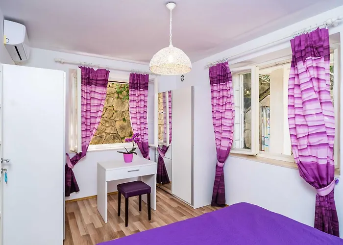 & Mara & Petrunjela - Two Bedroom With Terrace And Sea View Apartament Cavtat