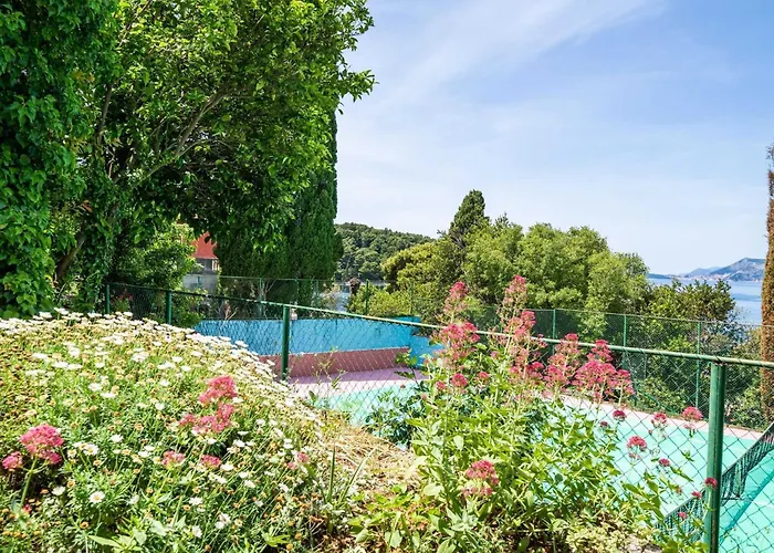 & Mara & Petrunjela - Two Bedroom With Terrace And Sea View *