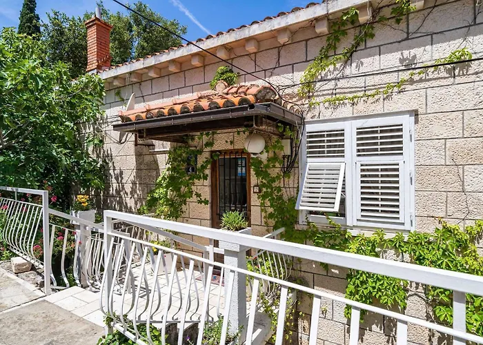 & Mara & Petrunjela - Two Bedroom With Terrace And Sea View Apartament