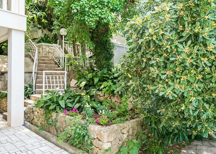 & Mara & Petrunjela - Two Bedroom With Terrace And Sea View Cavtat