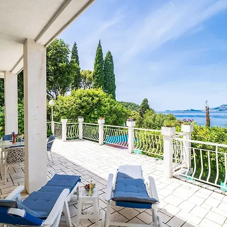 & Mara & Petrunjela - Two Bedroom With Terrace And Sea View Apartment *