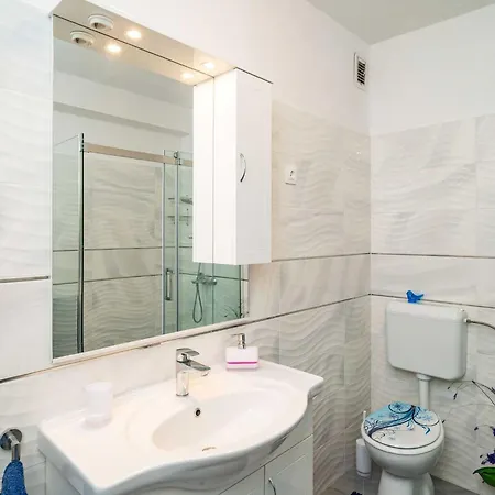 & Mara & Petrunjela - Two Bedroom With Terrace And Sea View