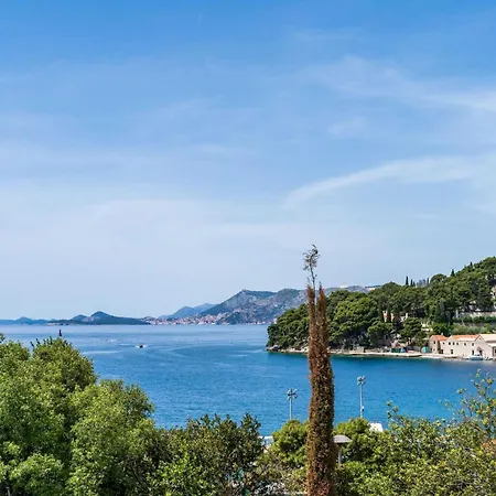 Apartment & Mara & Petrunjela - Two Bedroom With Terrace And Sea View *