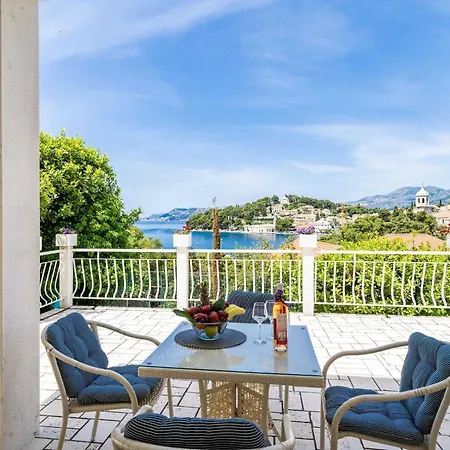 & Mara & Petrunjela - Two Bedroom With Terrace And Sea View *