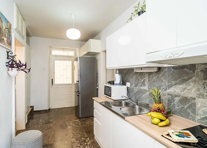 & Mara & Petrunjela - Two Bedroom With Terrace And Sea View 察夫塔特