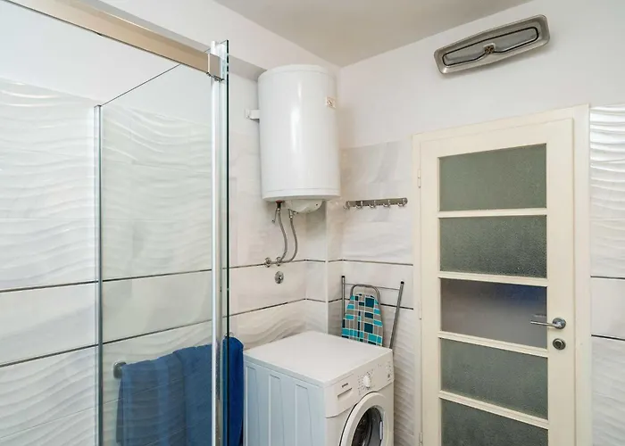 & Mara & Petrunjela - Two Bedroom With Terrace And Sea View * 察夫塔特